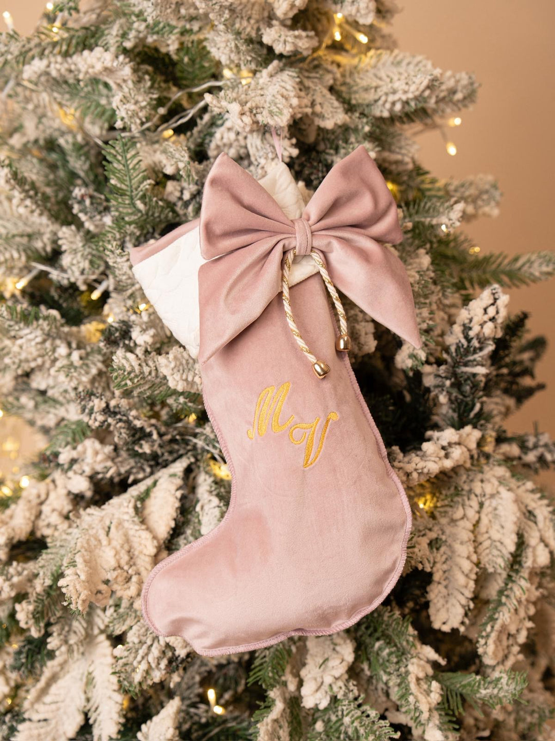 Calza della Befana in velluto Iniziale ricamata