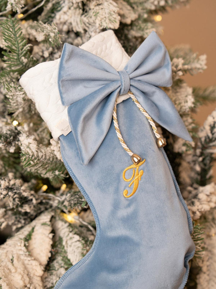 Calza della Befana in velluto Iniziale ricamata