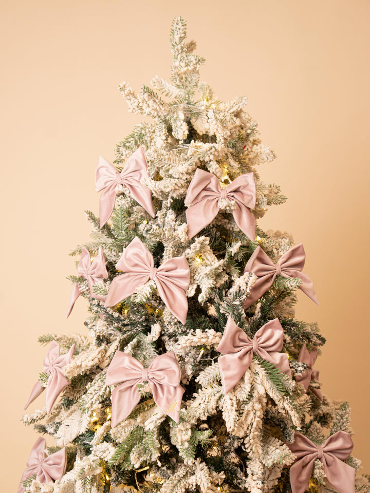 Fiocco di Natale in Velluto Personalizzato – Iniziale Ricamata | Fatto a Mano