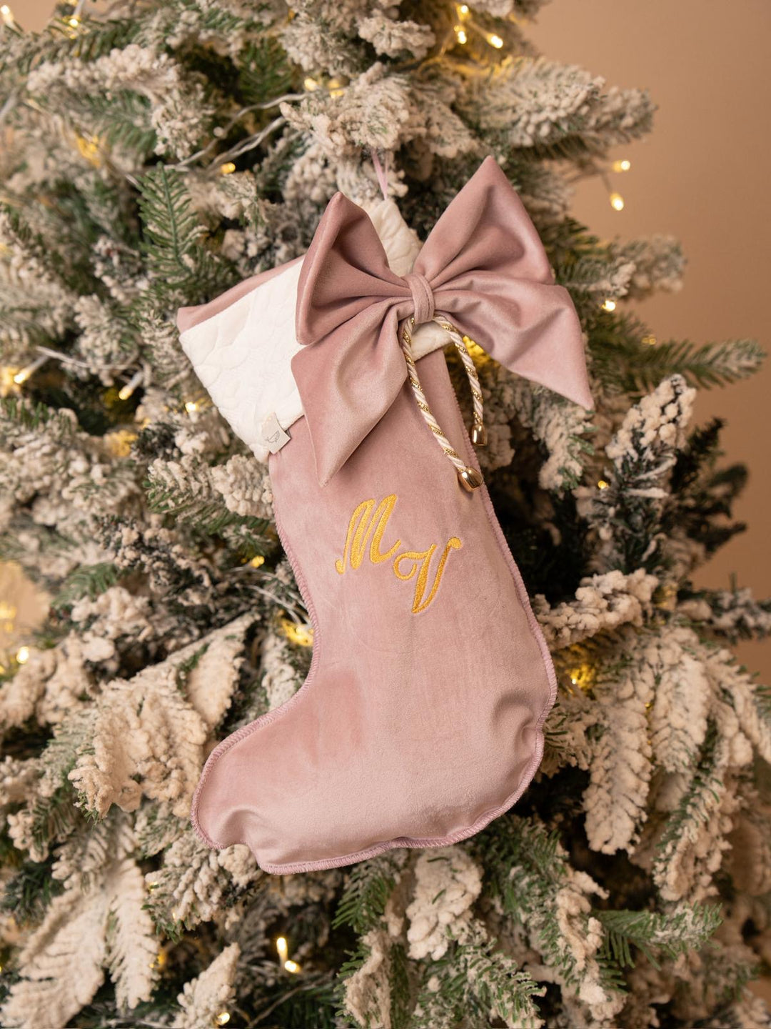 Calza della Befana in velluto Iniziale ricamata