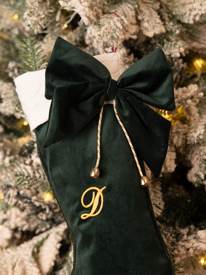 Calza della Befana in velluto Iniziale ricamata